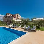 Casa de hóspedes Complex Vetrina-shared Pool Nova Vas (Porec)