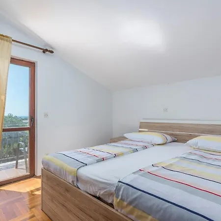 Complex Vetrina-shared Pool Гостевой дом Нова-Вас