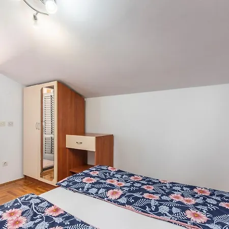 Complex Vetrina-shared Pool Гостевой дом Нова-Вас