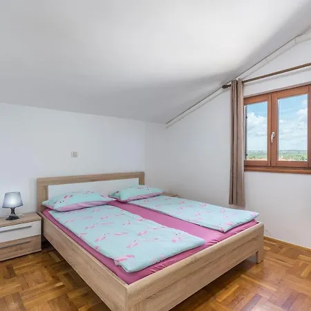 Complex Vetrina-shared Pool