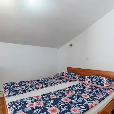 Penzion Complex Vetrina-shared Pool Nova Vas (Porec)