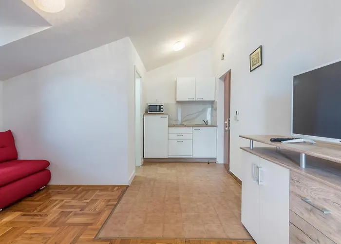 Complex Vetrina-shared Pool 4*