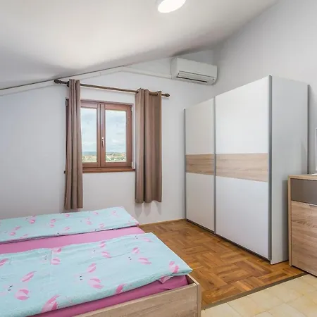 Maison d'hôtes Complex Vetrina-shared Pool Nova Vas (Porec)