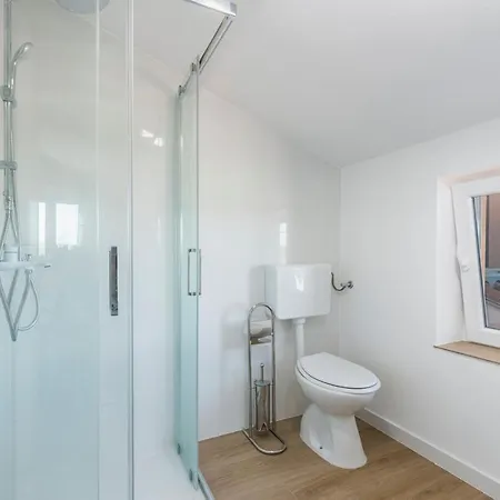 Complex Vetrina-shared Pool 4* Nova Vas (Porec)