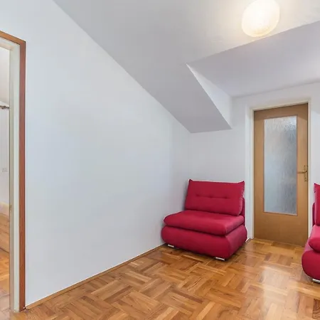 Complex Vetrina-shared Pool Nova Vas (Porec)