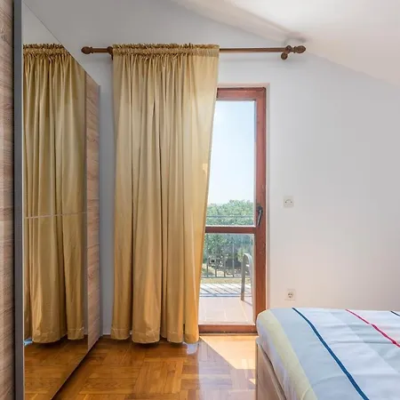 Konukevi Complex Vetrina-shared Pool 3*